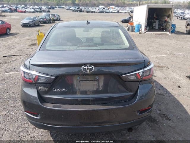 2019 TOYOTA YARIS LE 16