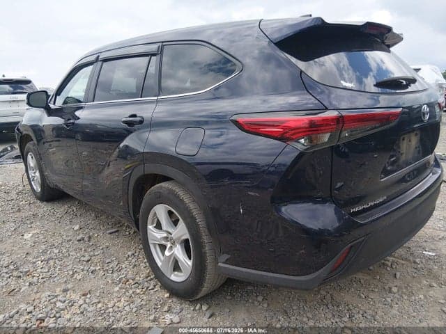 2023 TOYOTA HIGHLANDER LE 3