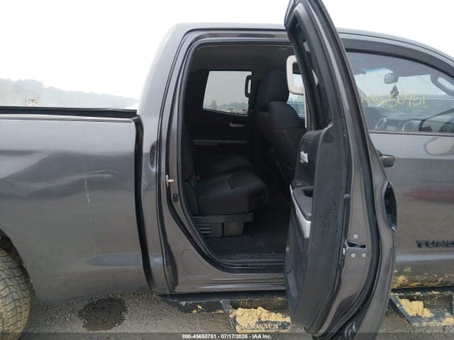 2017 TOYOTA TUNDRA SR5 5.7L V8 8