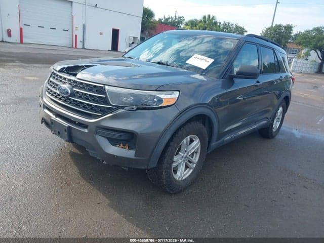 2020 FORD EXPLORER XLT 2