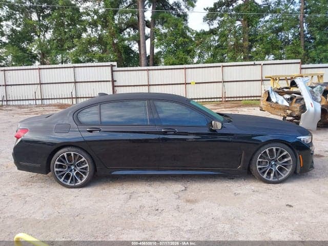 2020 BMW 740I 13