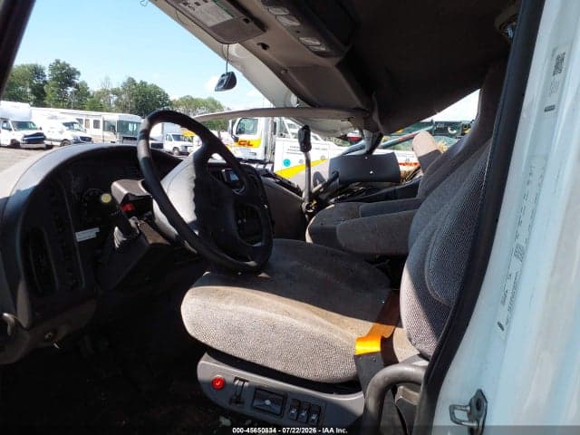 2021 FREIGHTLINER M2 106 8