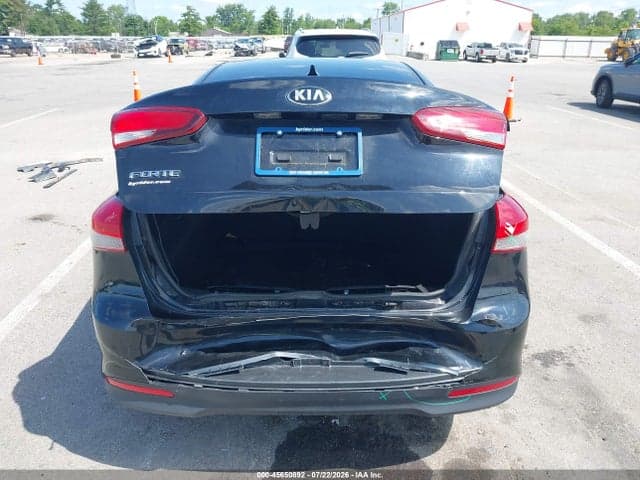 2017 KIA FORTE LX 16