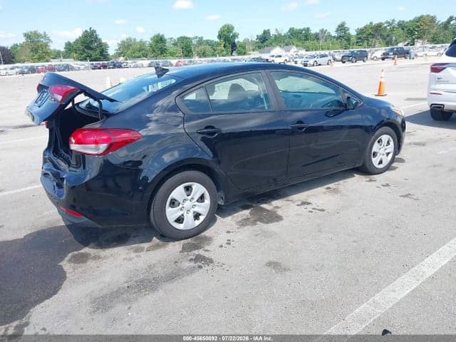 2017 KIA FORTE LX 4
