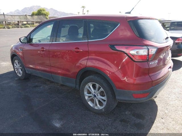 2017 FORD ESCAPE SE 2
