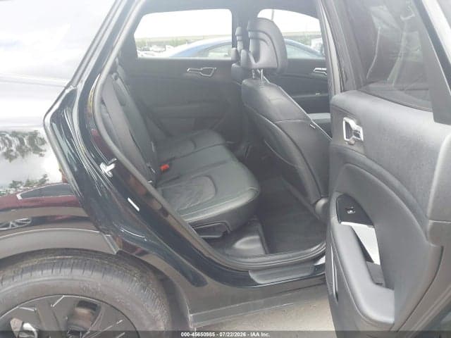 2025 KIA SPORTAGE X-LINE 8