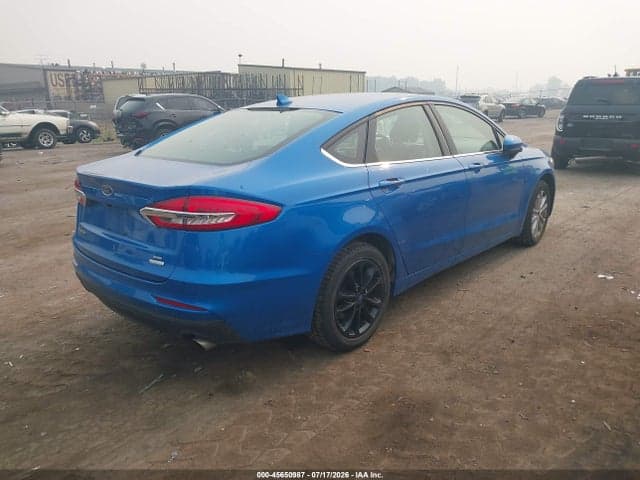 2020 FORD FUSION SE 4