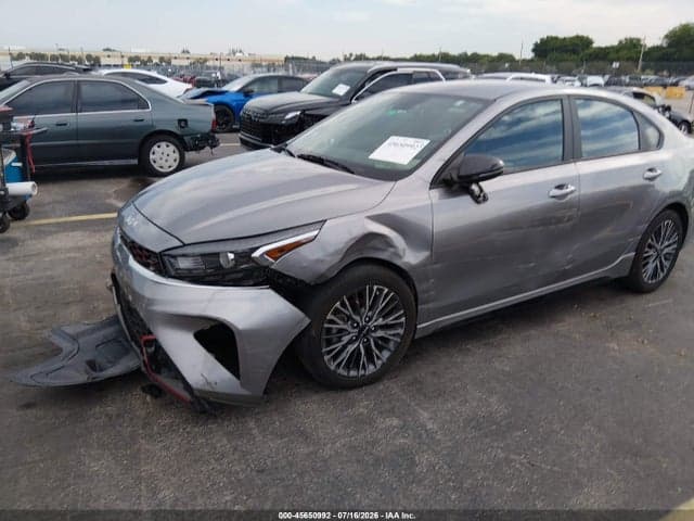 2024 KIA FORTE GT-LINE 2