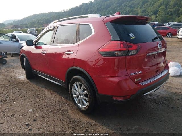 2017 NISSAN ROGUE SV 3