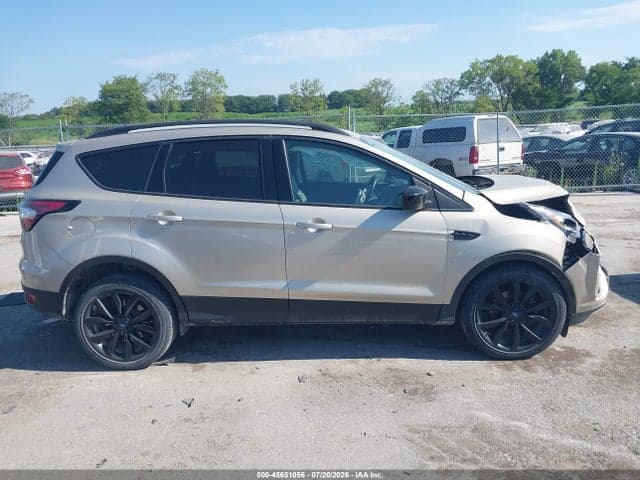 2017 FORD ESCAPE SE 13