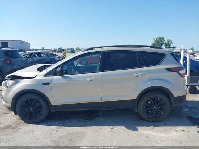 2017 FORD ESCAPE SE 14