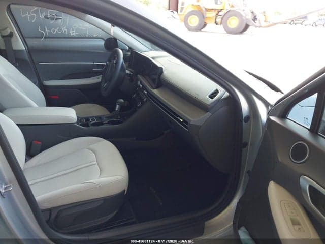 2026 HYUNDAI SONATA SE 5