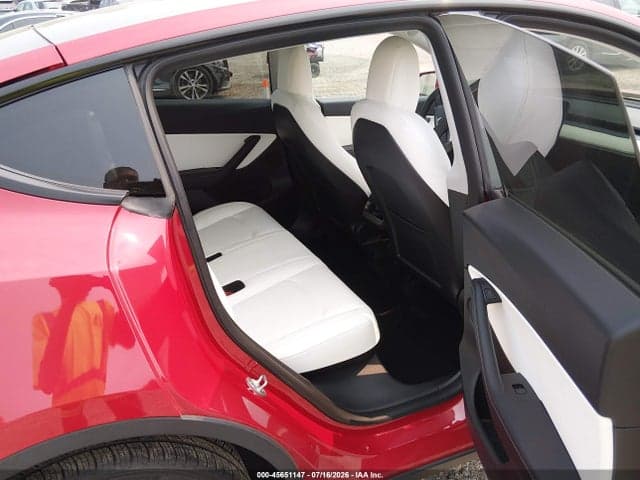2022 TESLA MODEL Y LONG RANGE DUAL MOTOR ALL-WHEEL DRIVE 8