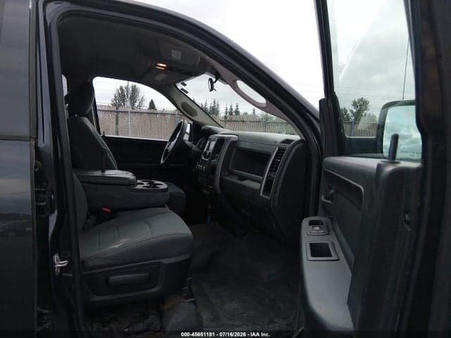 2018 RAM 1500 TRADESMAN 4X4 6'4 BOX 5