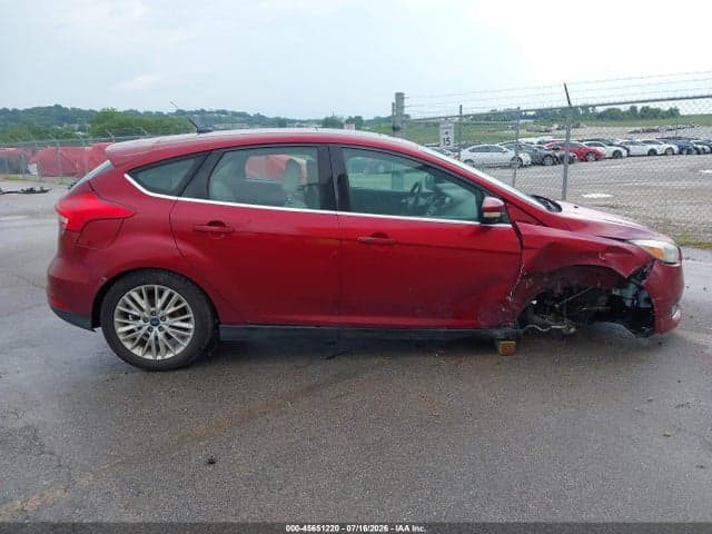 2017 FORD FOCUS TITANIUM 14