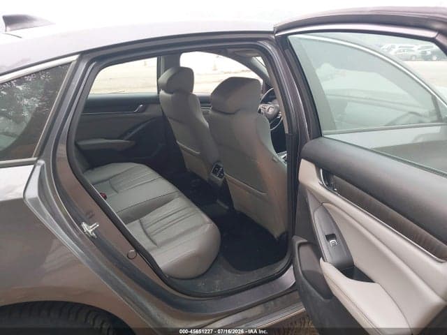 2018 HONDA ACCORD EX-L 8