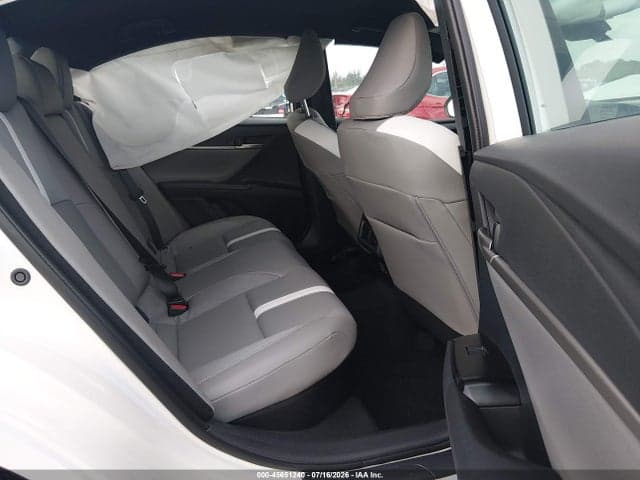 2026 TOYOTA CAMRY SE 8