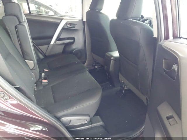 2018 TOYOTA RAV4 LE 8
