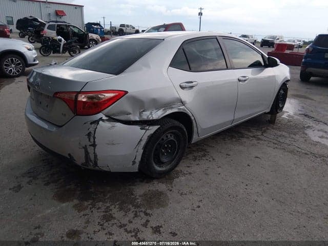 2019 TOYOTA COROLLA LE 4