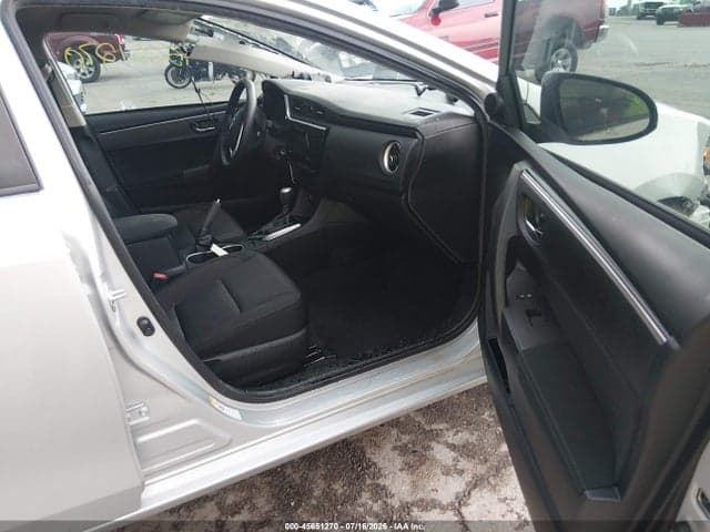 2019 TOYOTA COROLLA LE 5