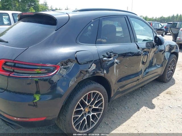 2017 PORSCHE MACAN TURBO 17