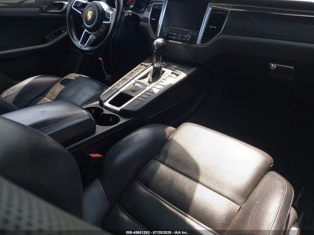 2017 PORSCHE MACAN TURBO 5