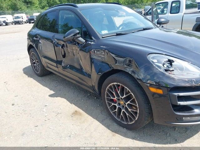 2017 PORSCHE MACAN TURBO 6