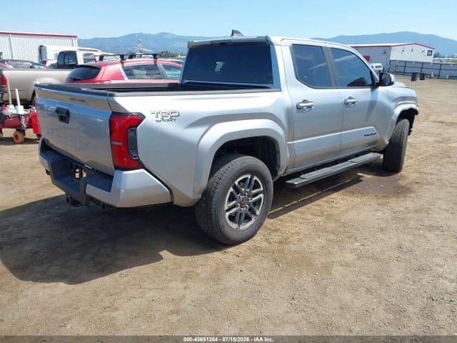 2025 TOYOTA TACOMA TRD SPORT 4