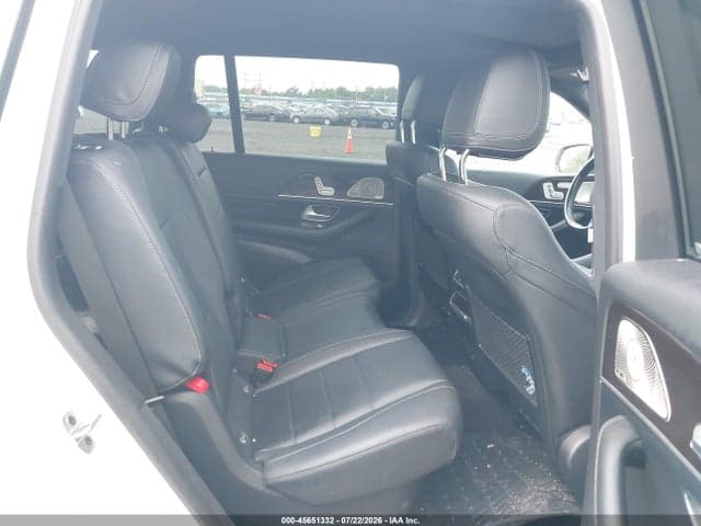 2024 MERCEDES-BENZ GLS 450 4MATIC 8