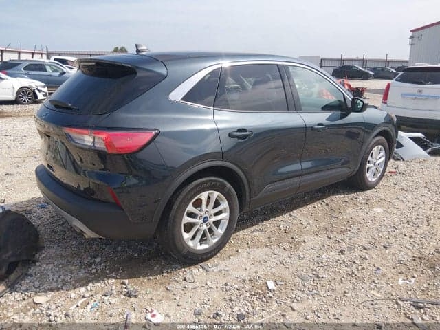 2022 FORD ESCAPE SE 4