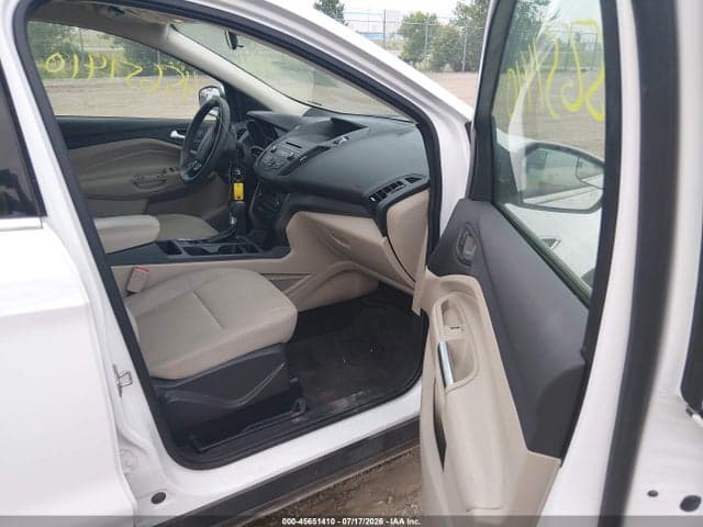 2017 FORD ESCAPE SE 5