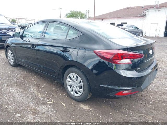 2020 HYUNDAI ELANTRA SE 3
