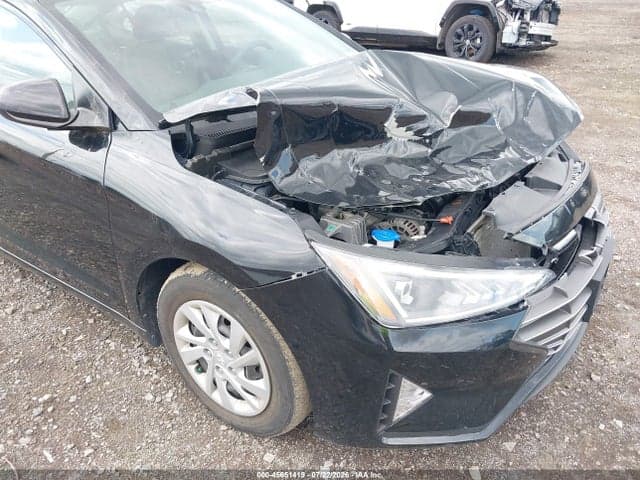 2020 HYUNDAI ELANTRA SE 6
