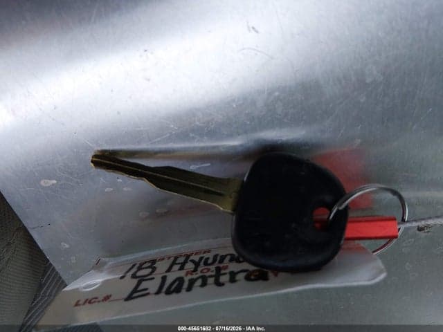 2018 HYUNDAI ELANTRA SEL 11