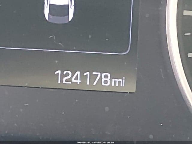 2018 HYUNDAI ELANTRA SEL 16