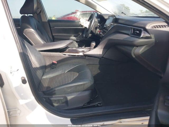 2021 TOYOTA CAMRY SE 5