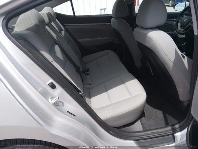 2018 HYUNDAI ELANTRA SEL 8
