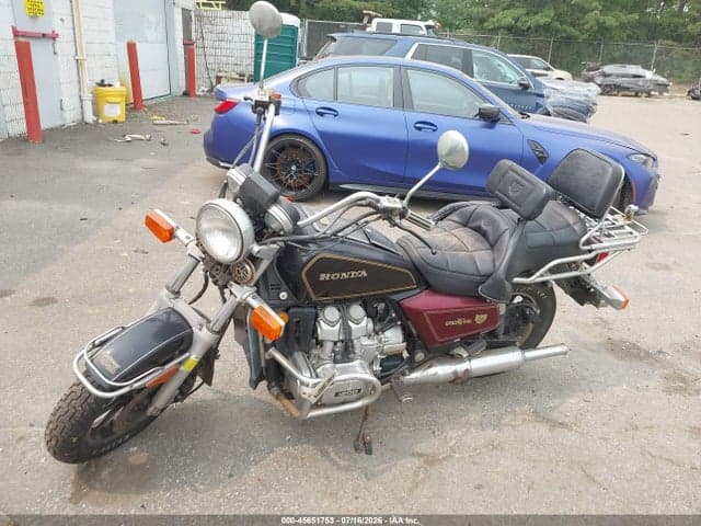 1984 HONDA GL1200 9