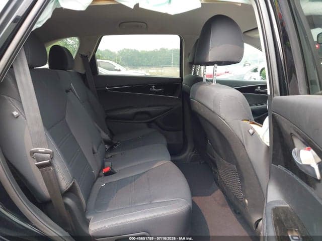 2019 KIA SORENTO 3.3L S 8