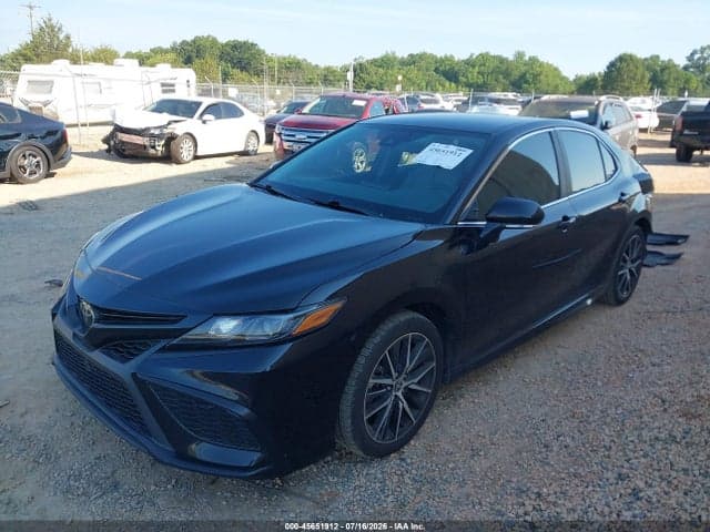2023 TOYOTA CAMRY SE 2