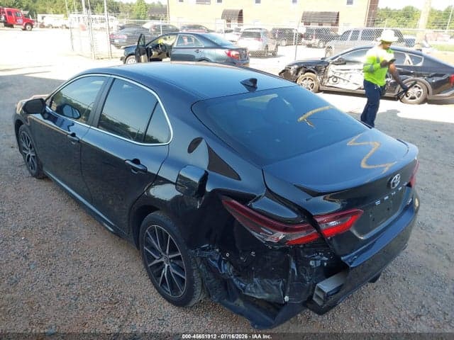 2023 TOYOTA CAMRY SE 3