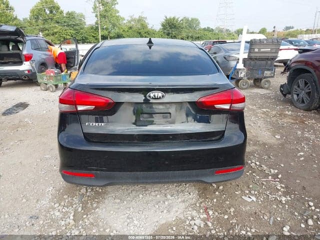 2017 KIA FORTE LX 17