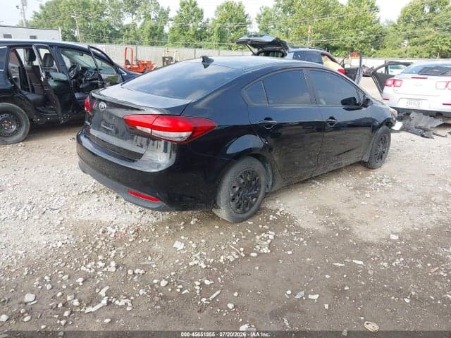 2017 KIA FORTE LX 4