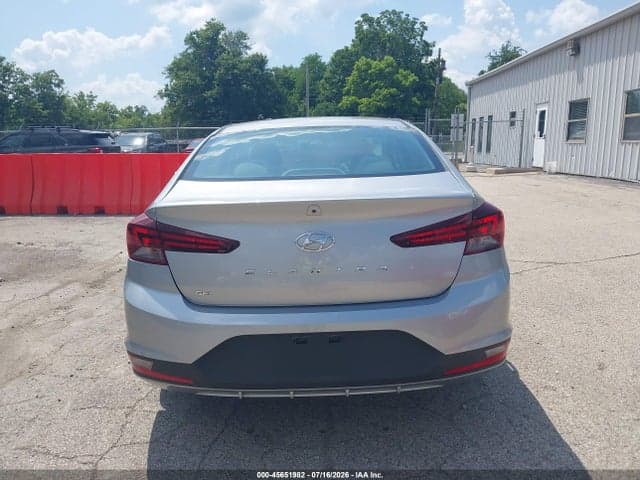 2020 HYUNDAI ELANTRA SE 17