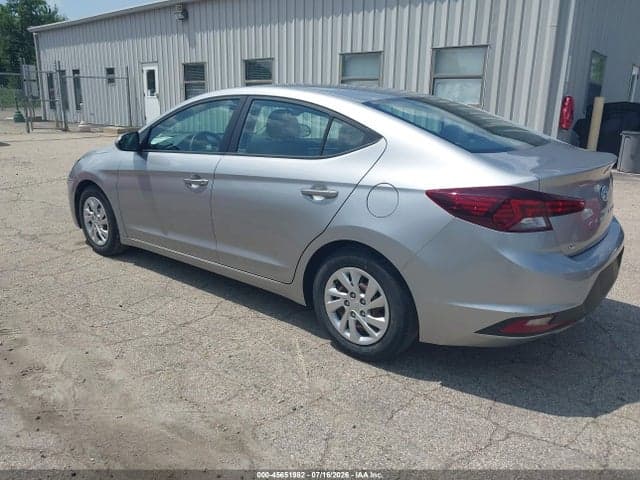 2020 HYUNDAI ELANTRA SE 3