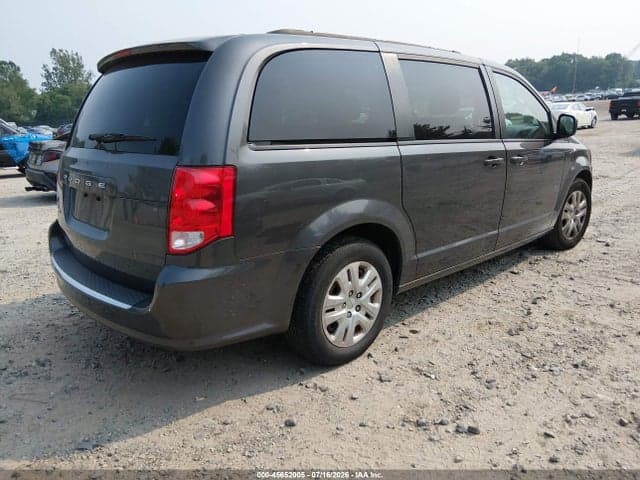 2018 DODGE GRAND CARAVAN SE 4