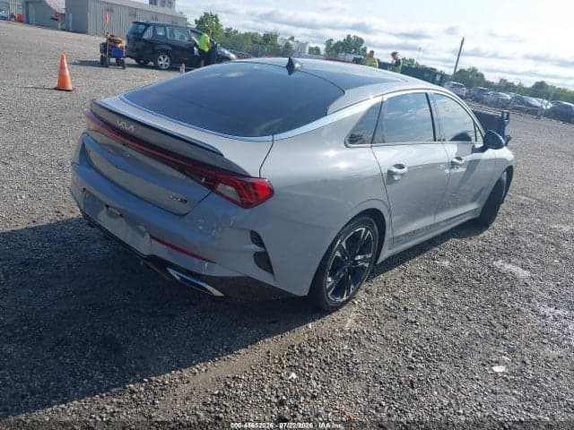 2022 KIA K5 GT-LINE 4
