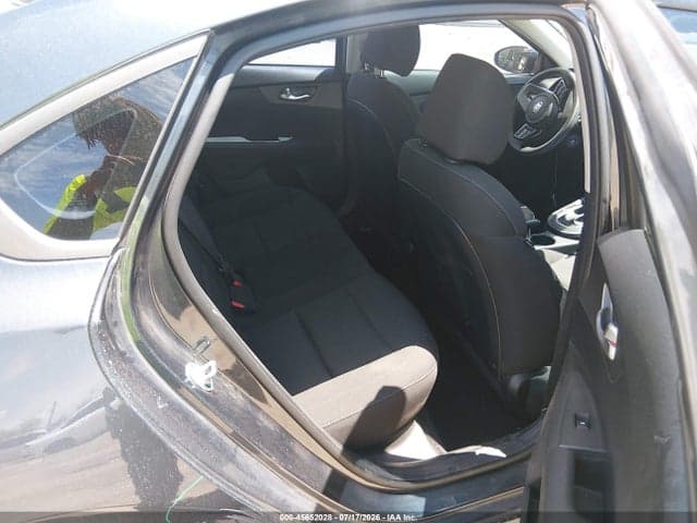 2020 KIA FORTE LXS 8