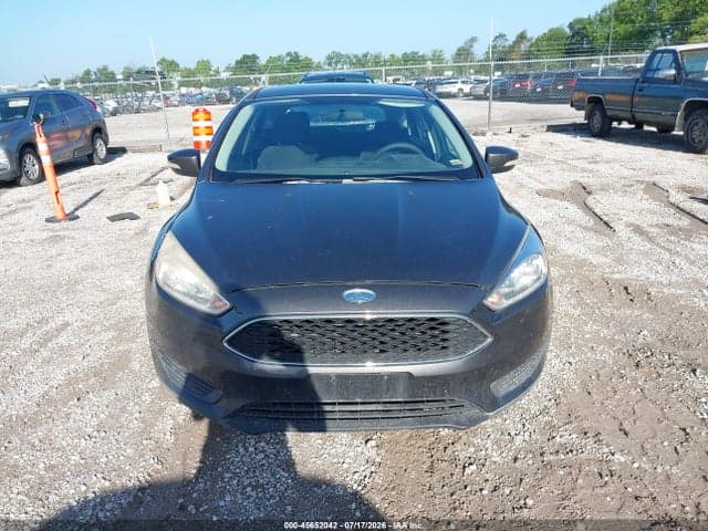 2017 FORD FOCUS SE 12