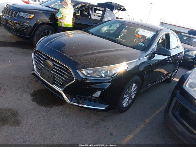 2018 HYUNDAI SONATA SE 2
